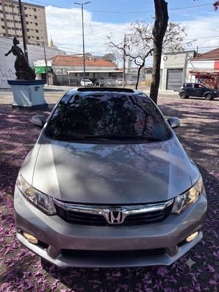 HONDA CIVIC 1.8 EXS 16V FLEX 4P AUTOMÁTICO HONDA CIVIC 1.8 EXS 16V FLEX 4P AUTOMÁTICO